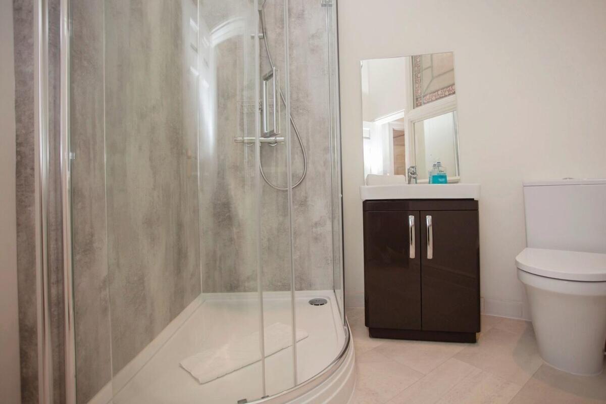 ※ Stunning, Bath Townhouse, City Centre 외부 사진
