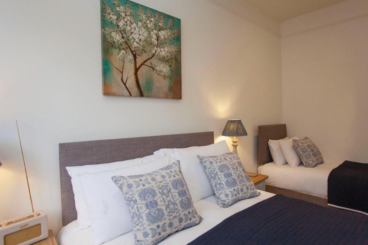 ※ Stunning, Bath Townhouse, City Centre 외부 사진